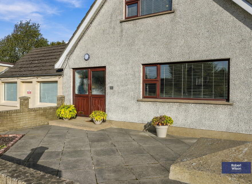 118 Magheraconluce Road, Hillsborough, BT26 6PL
