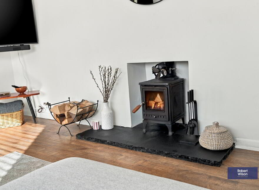 118 Magheraconluce Road, Hillsborough, BT26 6PL