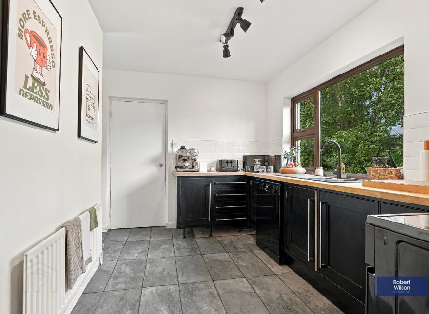 118 Magheraconluce Road, Hillsborough, BT26 6PL