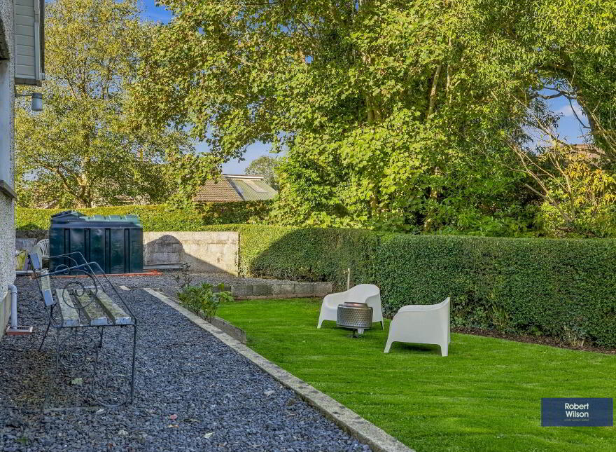 118 Magheraconluce Road, Hillsborough, BT26 6PL
