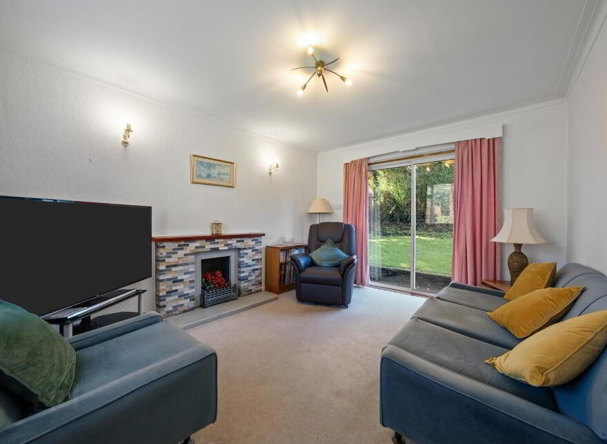 39 Bladon Drive, Malone Road, Belfast, BT9 5JN