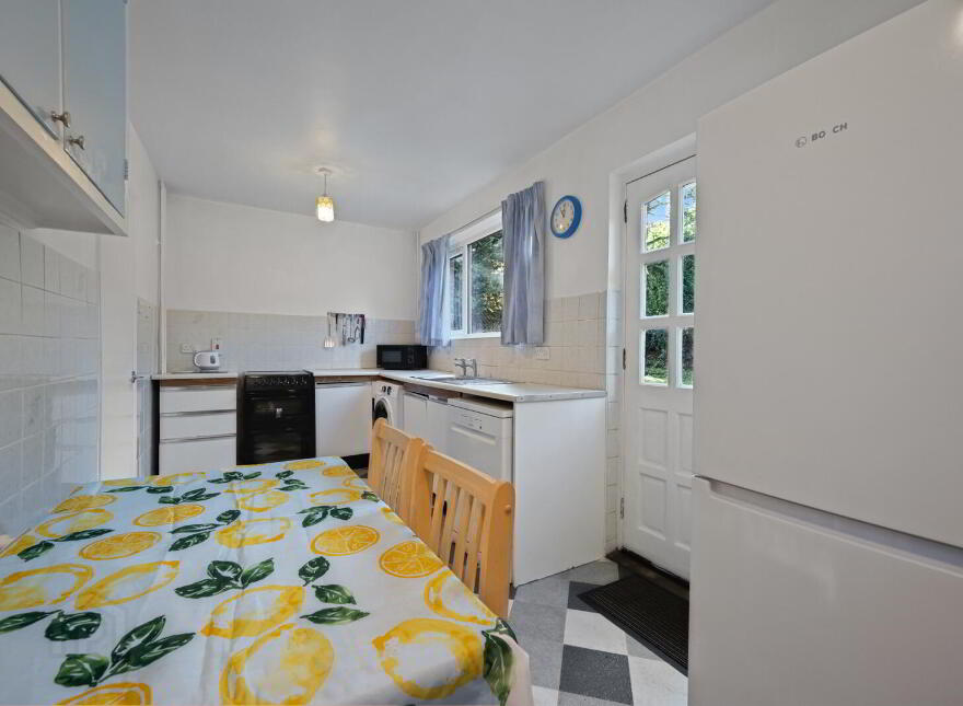 39 Bladon Drive, Malone Road, Belfast, BT9 5JN