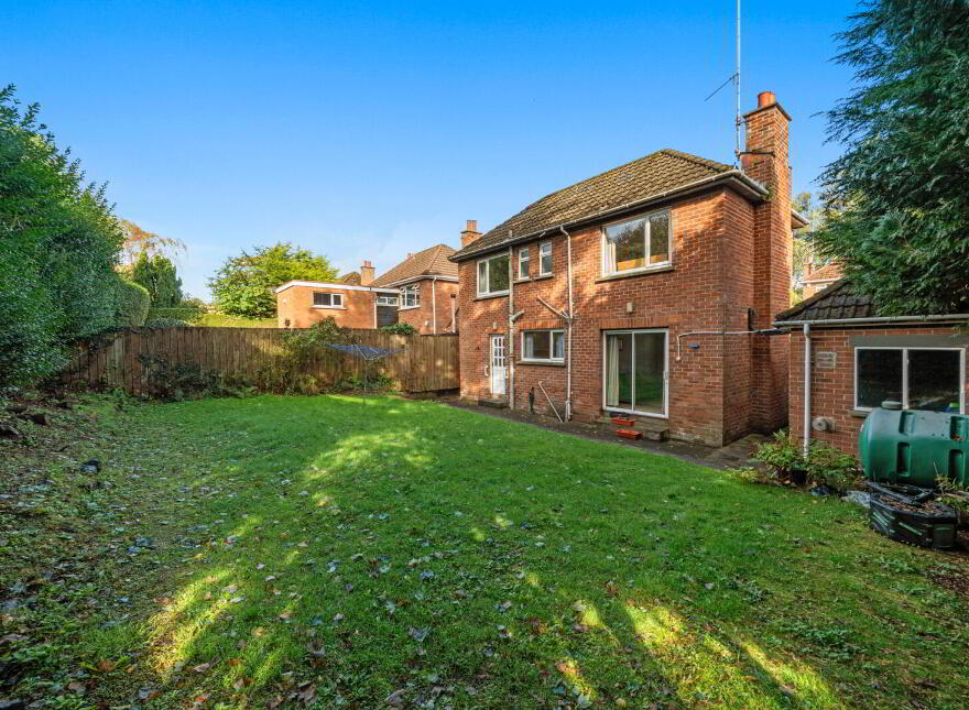 39 Bladon Drive, Malone Road, Belfast, BT9 5JN