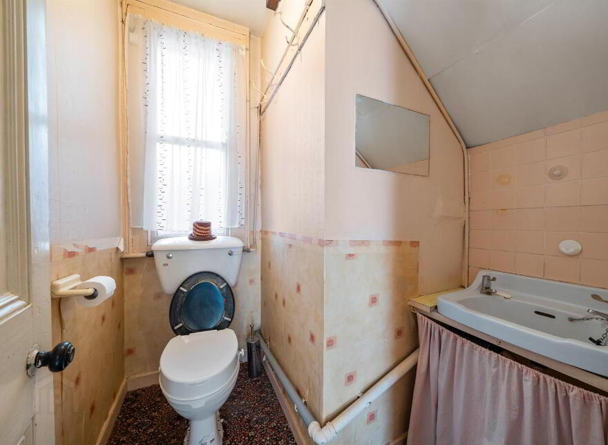 14 Fruithill Park, Belfast, BT11 8GD