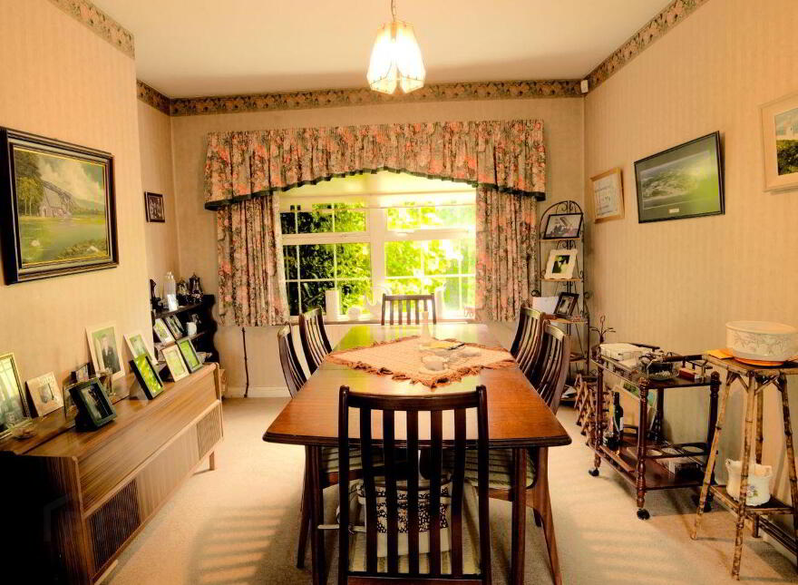 Glenthorne, 17 Seafield Estate, Kilcoran Road, Youghal, P36FD32