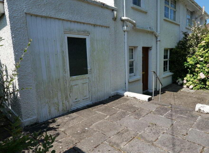 Glenthorne, 17 Seafield Estate, Kilcoran Road, Youghal, P36FD32