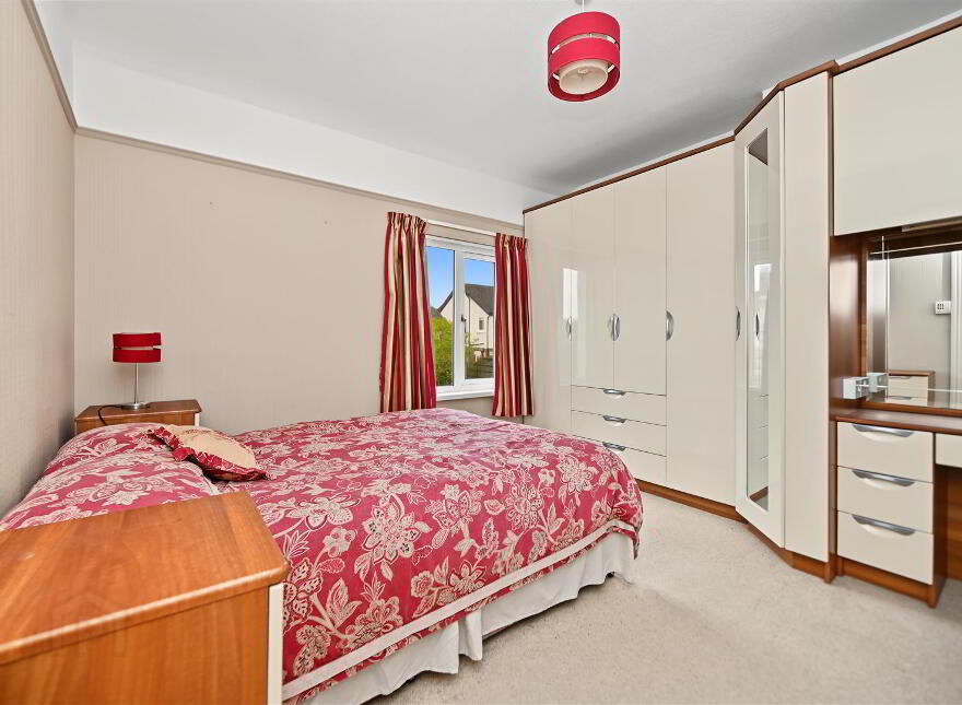 21 Marlborough Park Central, Belfast, BT9 6HN