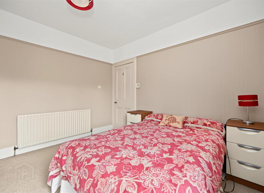 21 Marlborough Park Central, Belfast, BT9 6HN