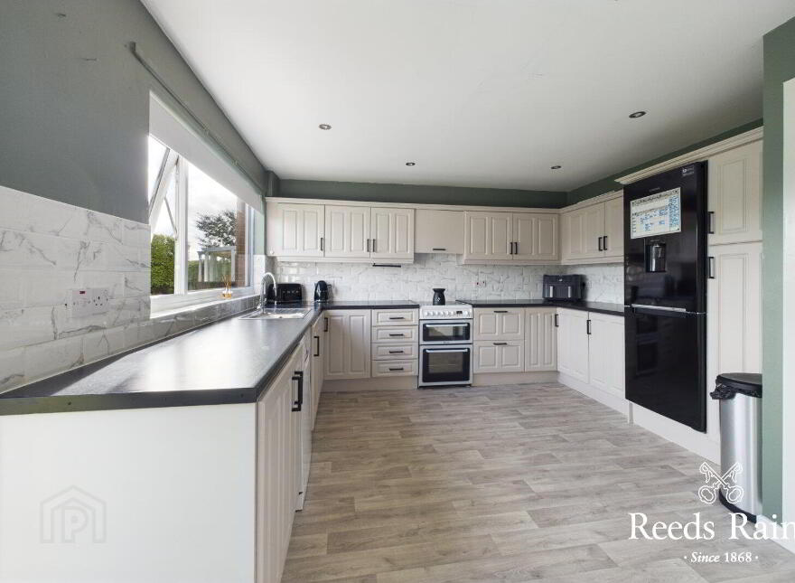 1 Glenaan Park, Bangor, BT20 4SN