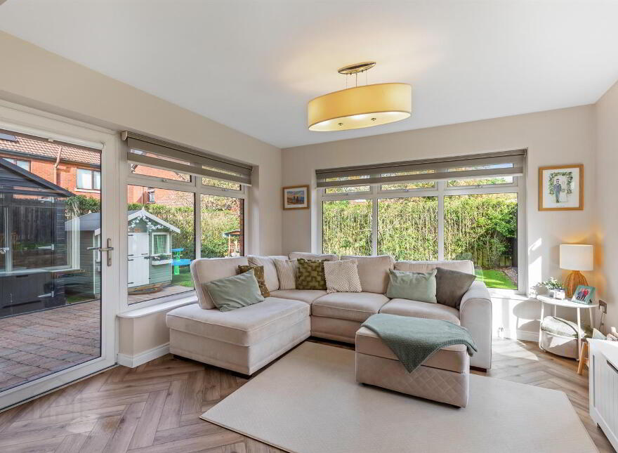1A Old Coach Lane, Saintfield, Ballynahinch, BT24 7PT