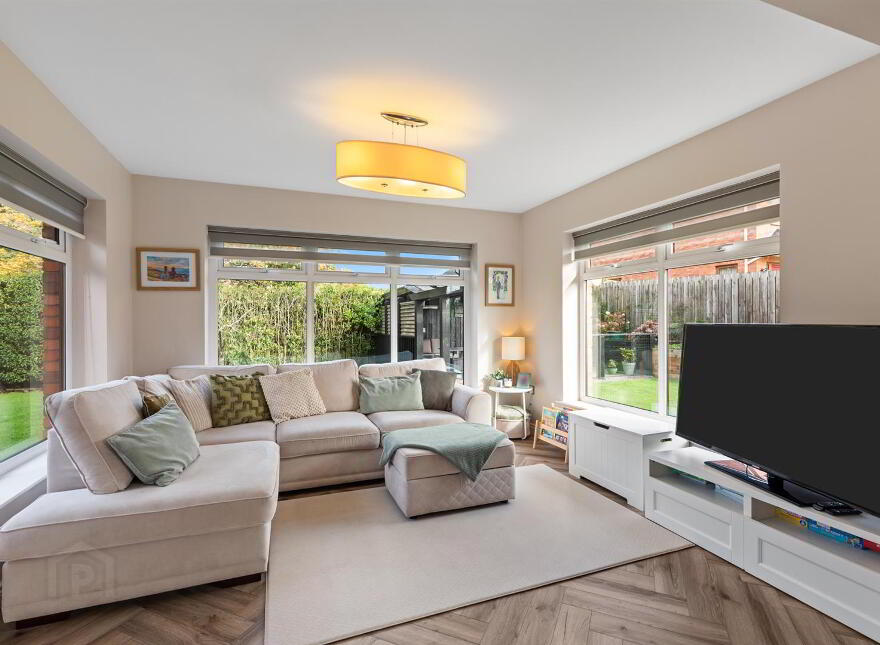 1A Old Coach Lane, Saintfield, Ballynahinch, BT24 7PT