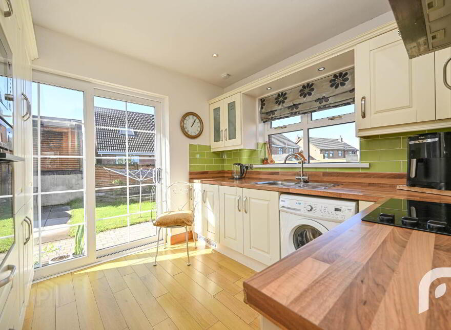 15 Mayfield Village, Newtownabbey, BT36 7WA
