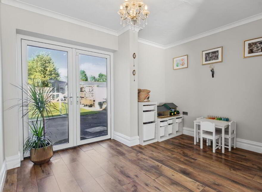 13 Pearse Park, Dundalk, A91Y9Y2