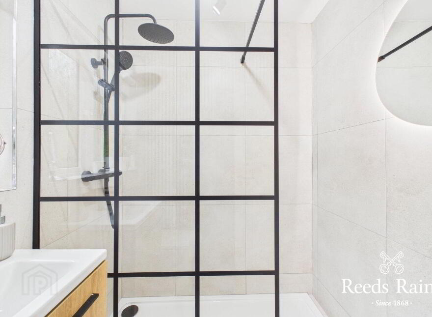 32 Orangefield Road, Belfast, BT5 6DB