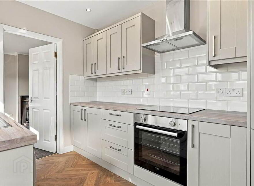 74 Areema Drive, Dunmurry, Belfast, BT17 0QH