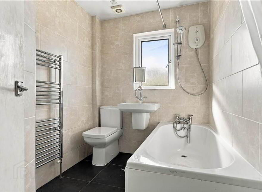 74 Areema Drive, Dunmurry, Belfast, BT17 0QH