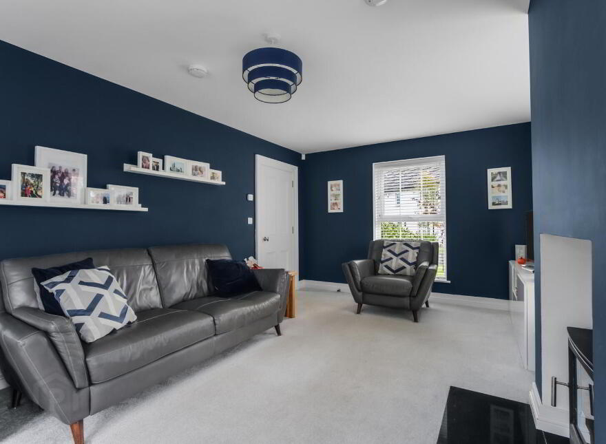 14 Millmount Village Court, Dundonald, Belfast, BT16 1AX