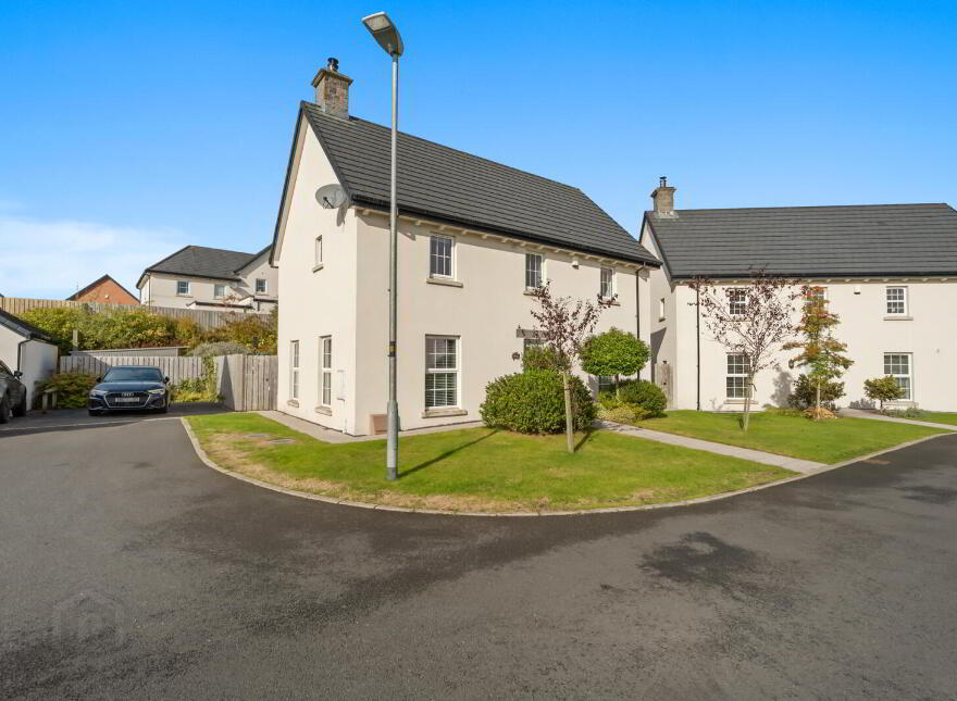 14 Millmount Village Court, Dundonald, Belfast, BT16 1AX