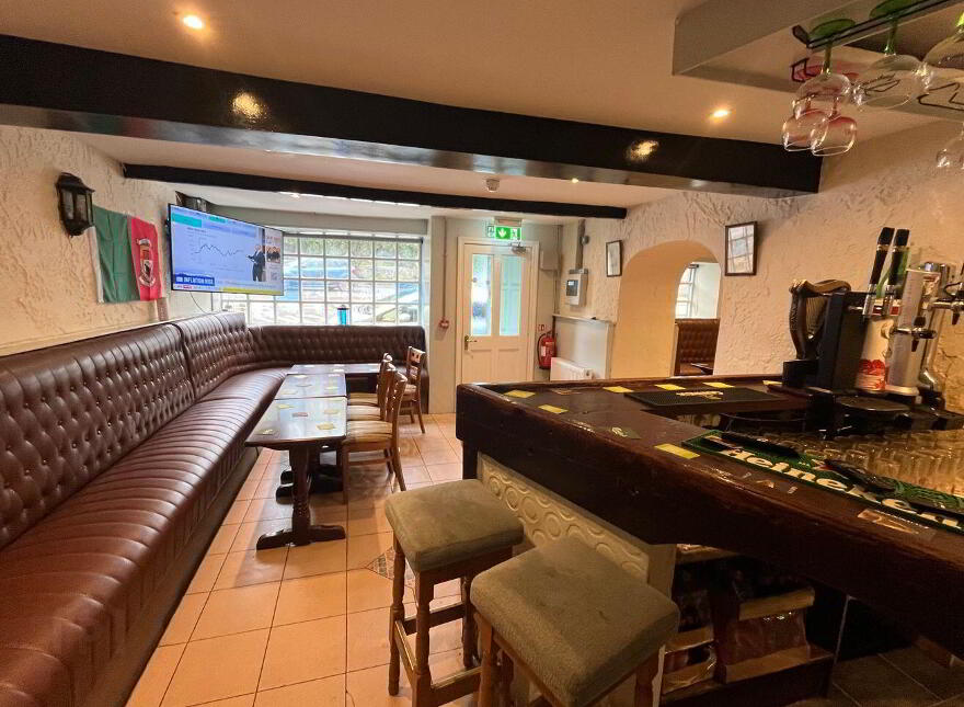 Vincy's Bar, Station Road, Ballina, F26VP95