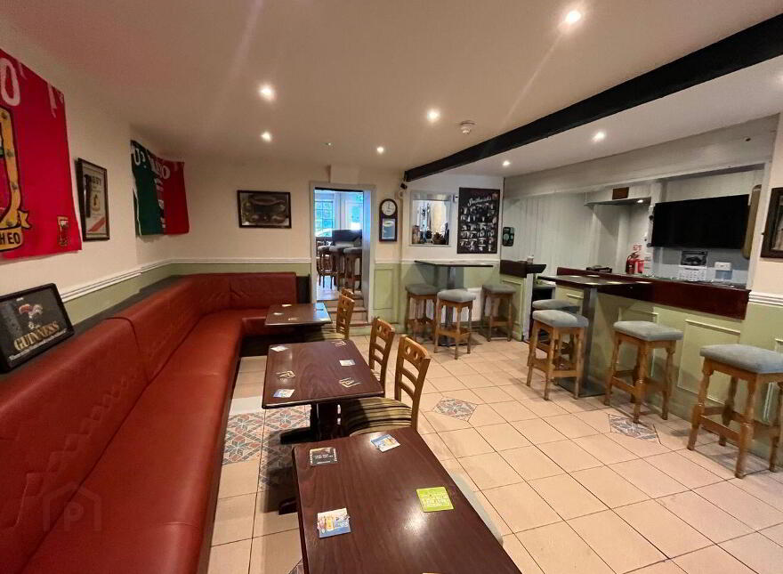 Vincy's Bar, Station Road, Ballina, F26VP95