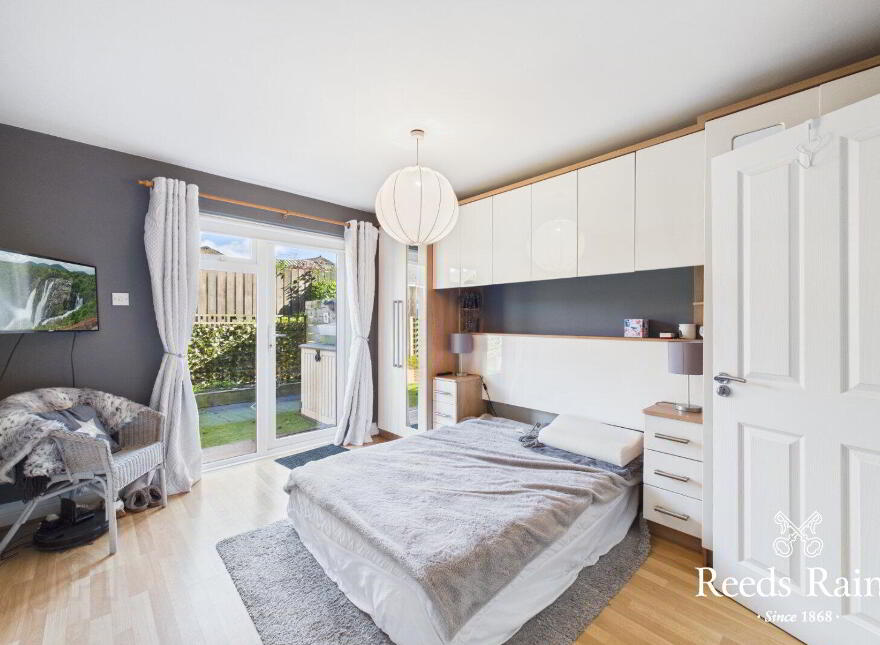 Apartment 2 5 Dundela Park, Belfast, BT4 1PH