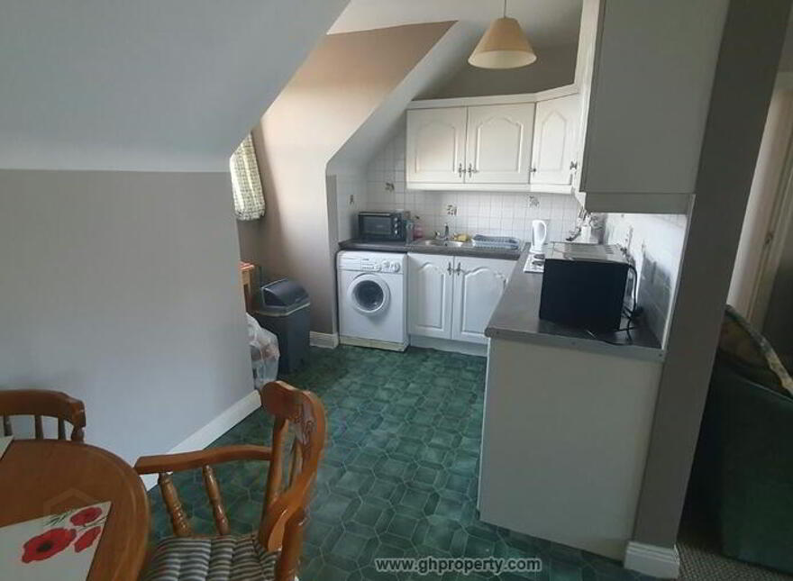Apartment 18 Marymount Apartments, Summerhill, Carrick-On-Shannon, N41F640