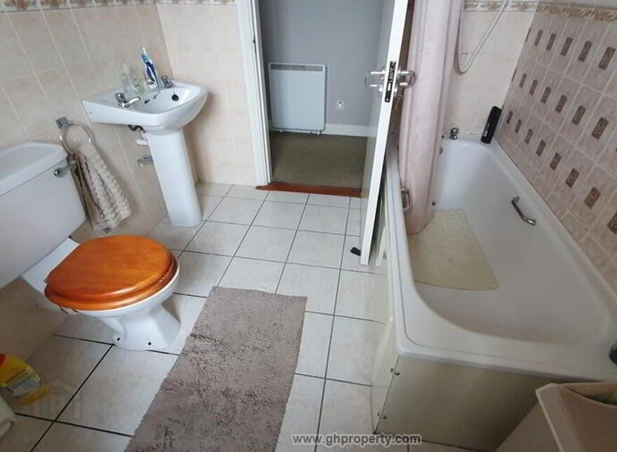 Apartment 18 Marymount Apartments, Summerhill, Carrick-On-Shannon, N41F640