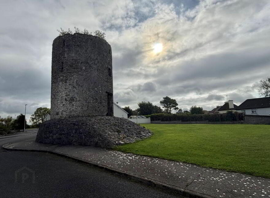 30 Gold Cave Crescent, Tuam, H54Y286