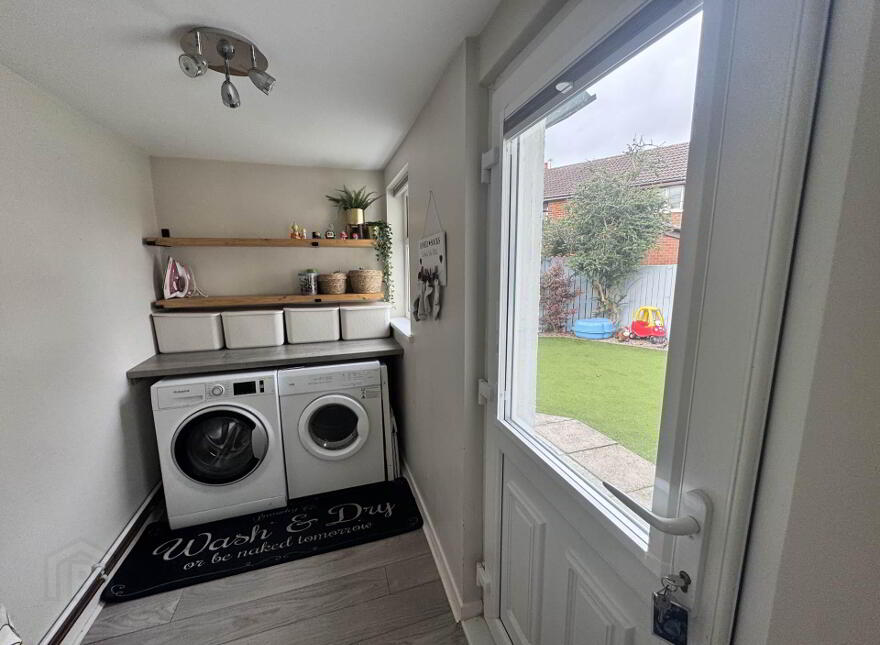 72 Coronation Road, Carrickfergus, BT38 7EZ