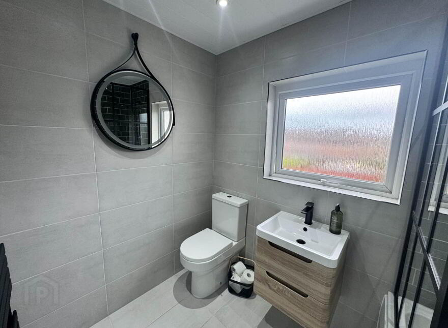 72 Coronation Road, Carrickfergus, BT38 7EZ
