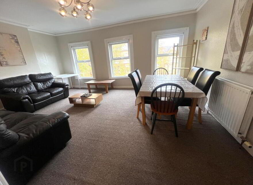 Apt 3, 73 Eglantine Avenue, Belfast, BT9 6EW