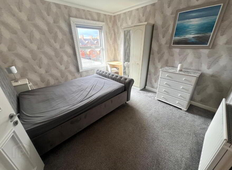 Apt 3, 73 Eglantine Avenue, Belfast, BT9 6EW