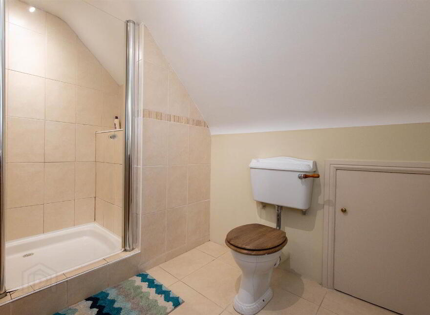 21 Broomhill Road, Spa, Ballynahinch, BT24 8QD