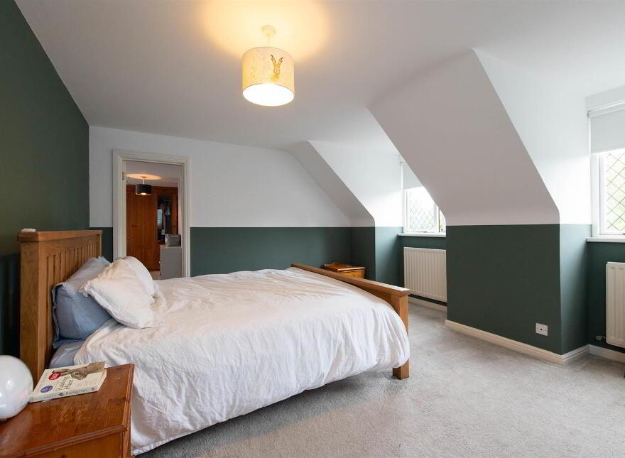21 Broomhill Road, Spa, Ballynahinch, BT24 8QD