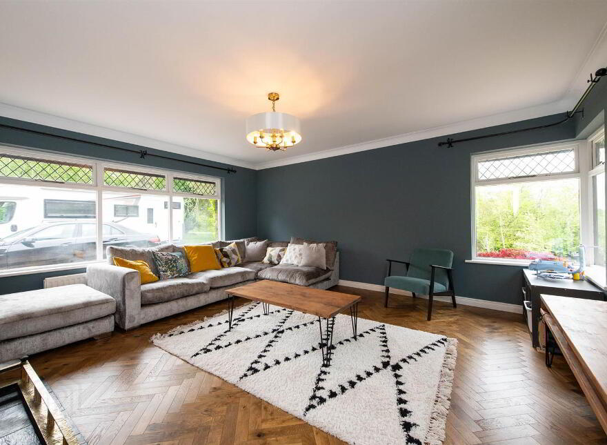 21 Broomhill Road, Spa, Ballynahinch, BT24 8QD