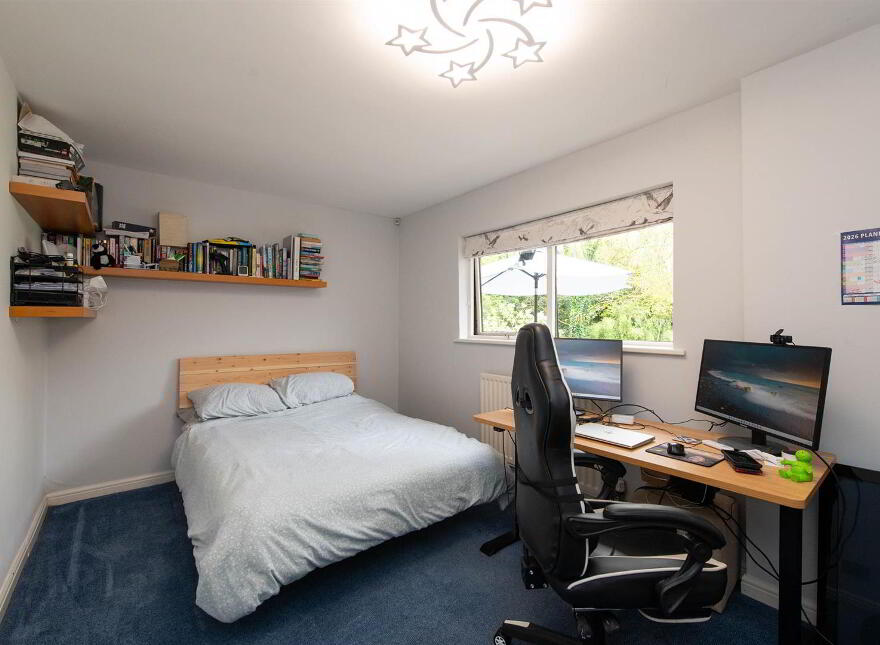 21 Broomhill Road, Spa, Ballynahinch, BT24 8QD