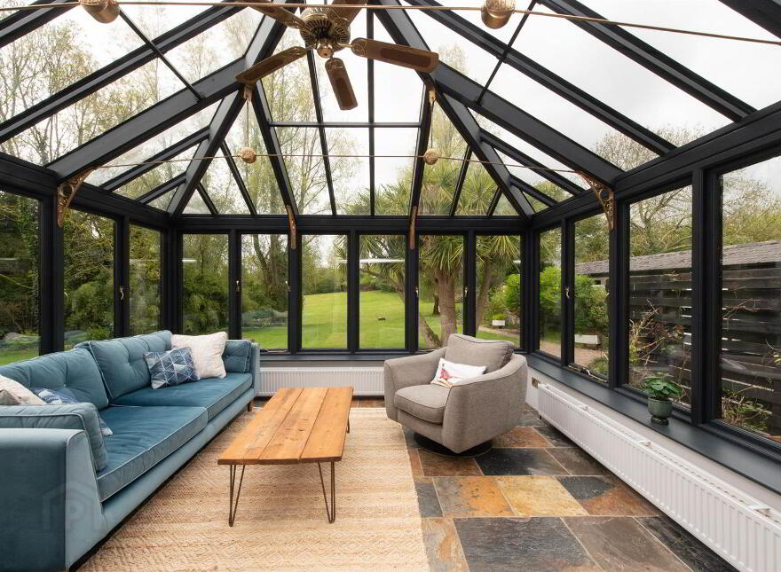 21 Broomhill Road, Spa, Ballynahinch, BT24 8QD