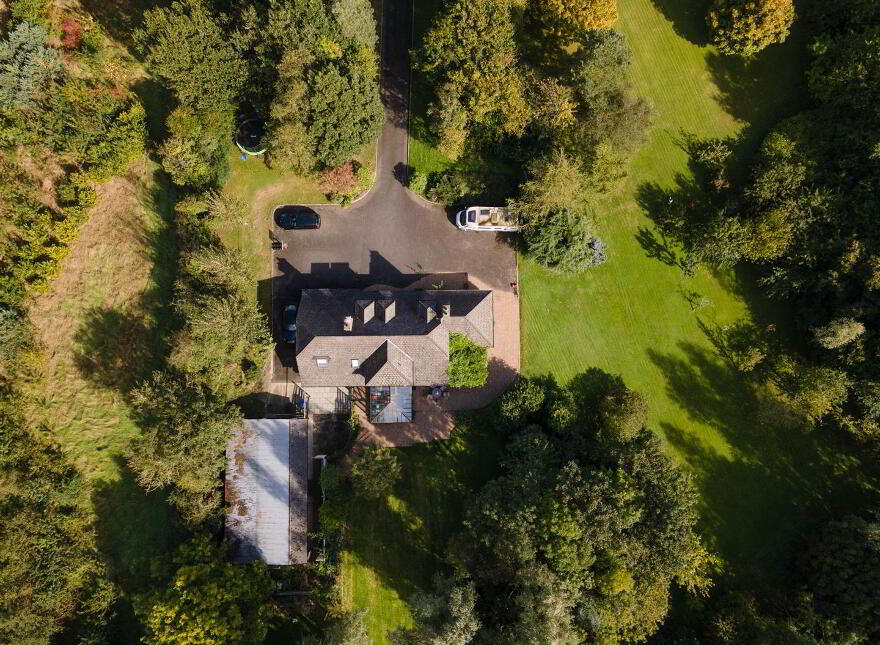 21 Broomhill Road, Spa, Ballynahinch, BT24 8QD