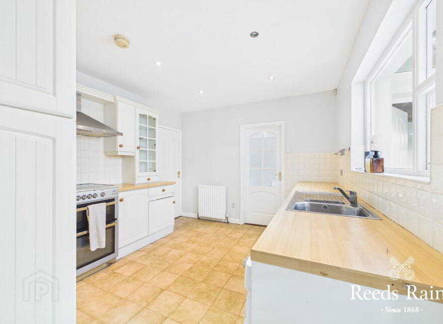 14 Westland Drive, Newtownards, BT23 4AX
