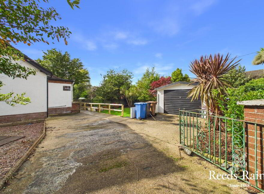 14 Westland Drive, Newtownards, BT23 4AX