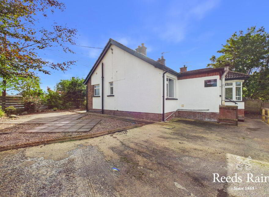 14 Westland Drive, Newtownards, BT23 4AX