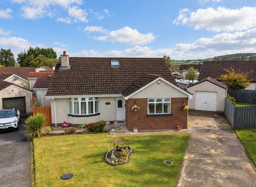 98 Duncastle Park, Newbuildings, L'Derry, BT47 2QL
