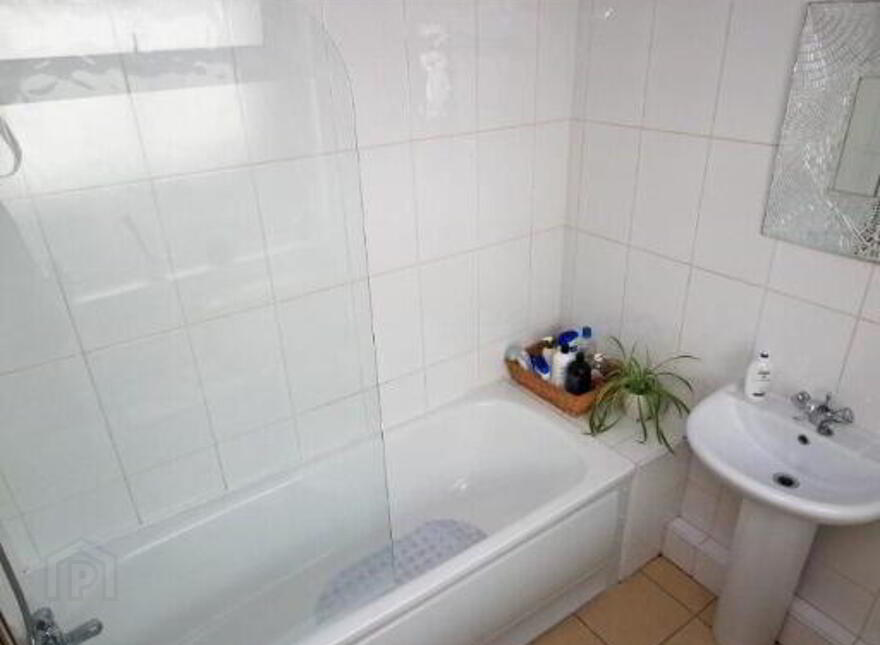 26 Parkgate Parade, Belfast, BT4 1ET