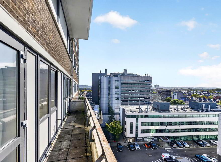 Apt 805, Bradbury Court, Lisburn Road, Belfast, BT9 7JL