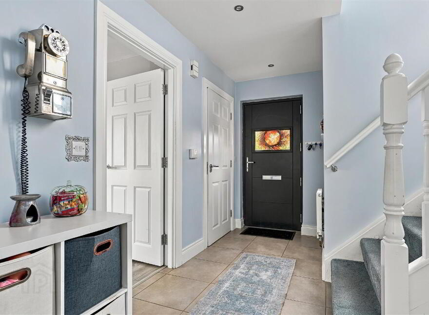 12 Oakwood, Antrim, BT41 2FE
