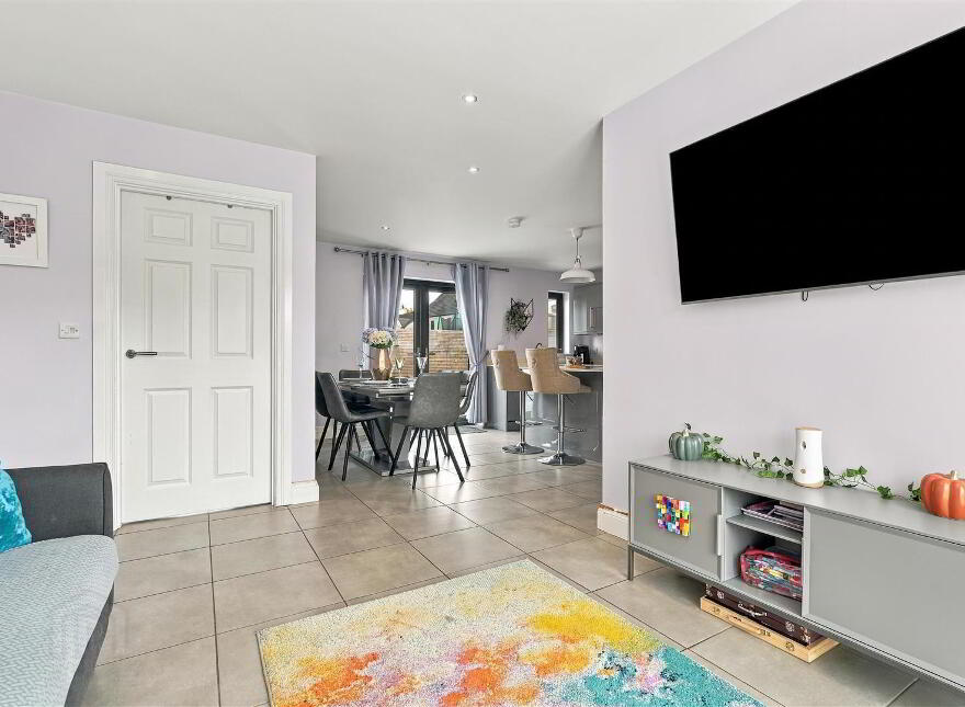 12 Oakwood, Antrim, BT41 2FE
