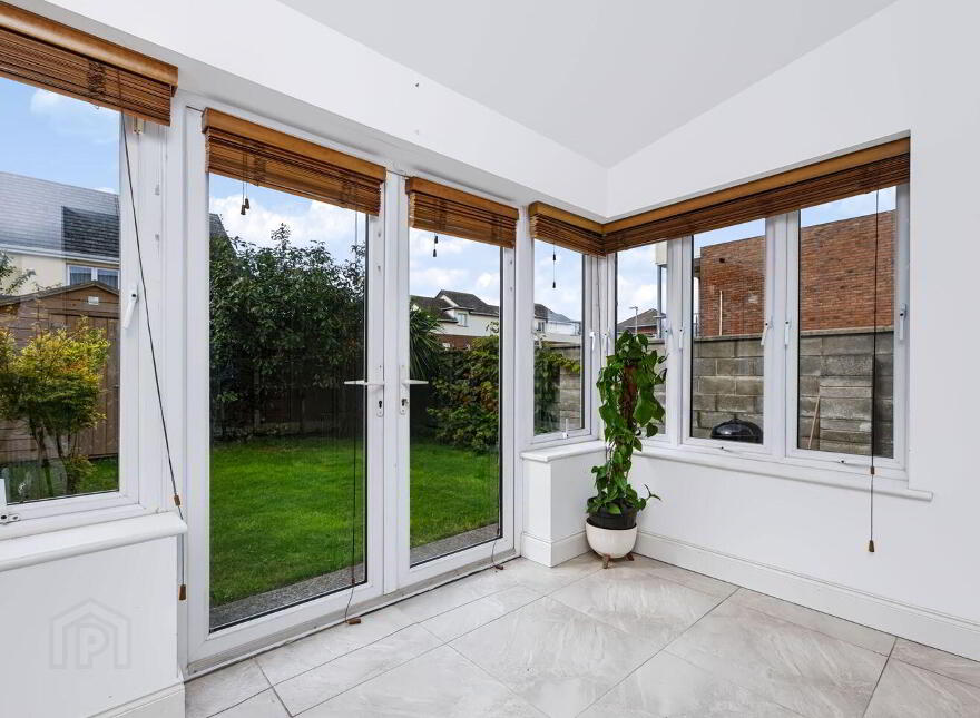 33 Hampton Garden Avenue, Balbriggan, K32KD39