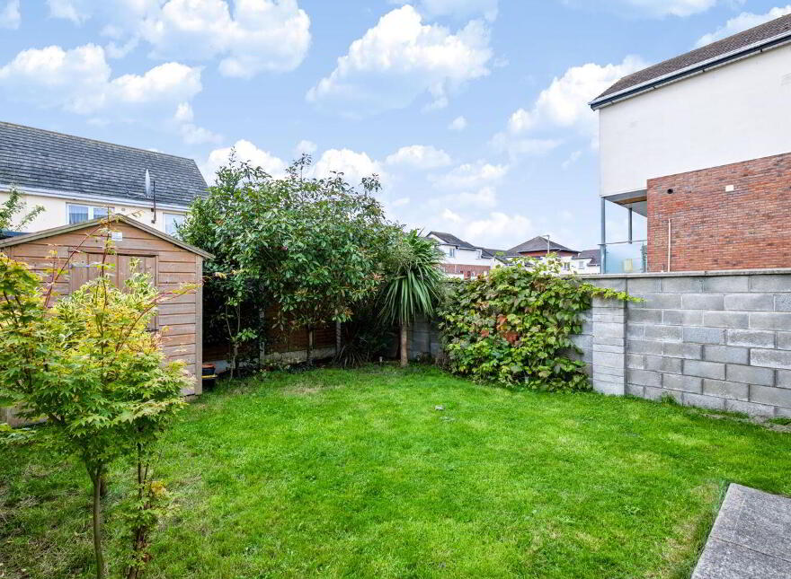 33 Hampton Garden Avenue, Balbriggan, K32KD39