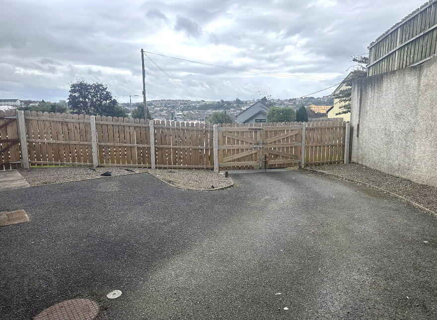 25 Woodhill, Newry, BT35 8DP