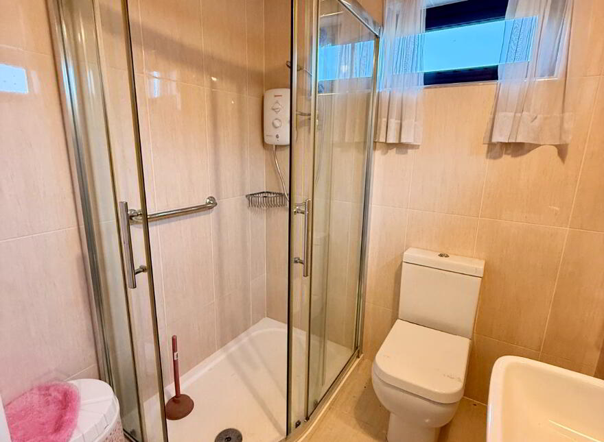 1 Greenpark, Armagh, BT60 4ES